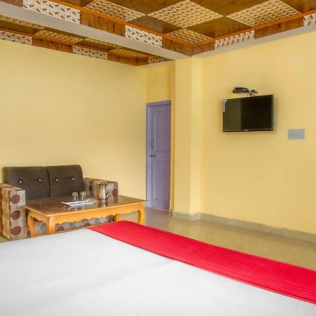 קאלפה The Monk Hotel By Livingstone מראה חיצוני תמונה