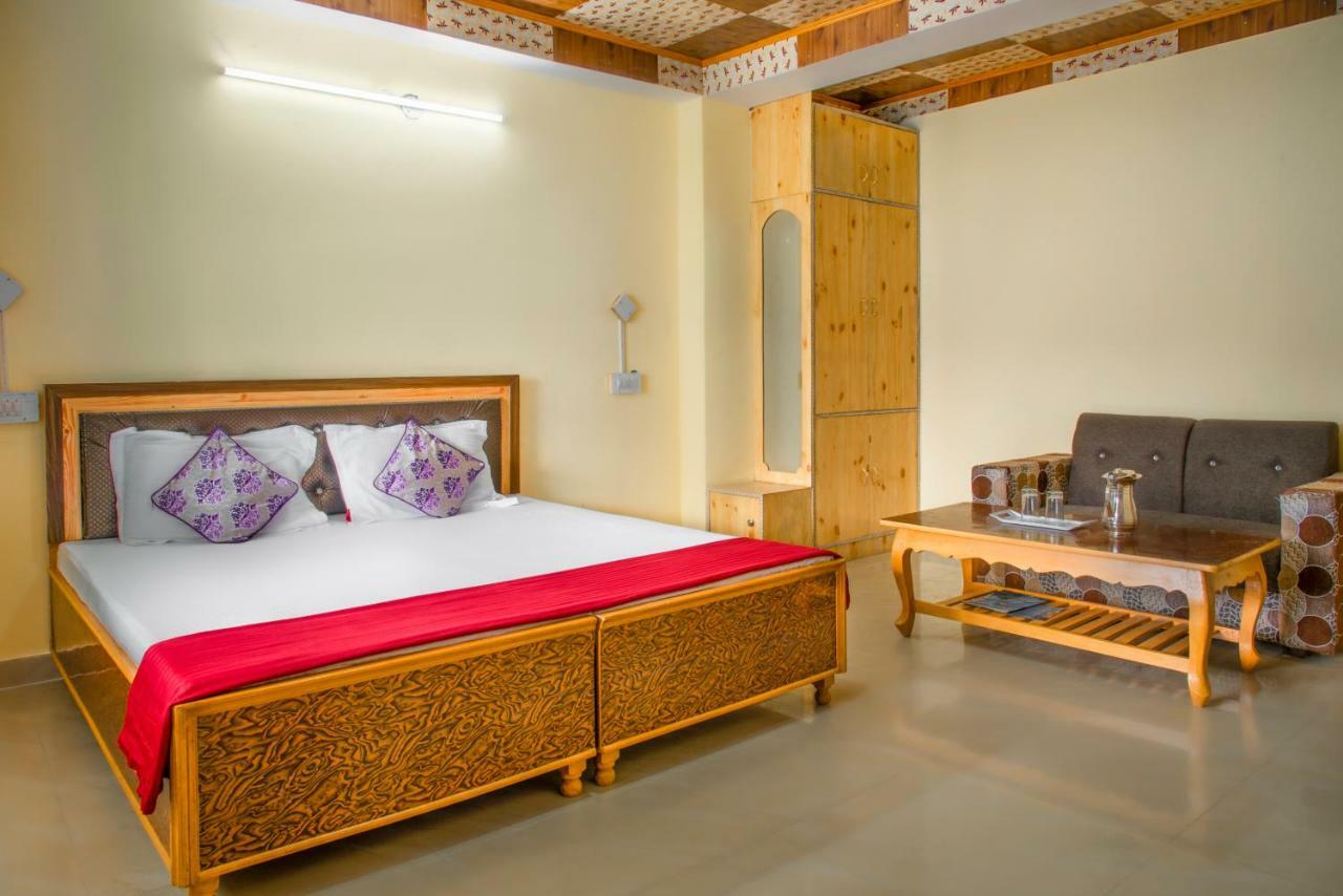 קאלפה The Monk Hotel By Livingstone מראה חיצוני תמונה